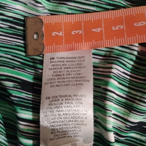 Head Green Athletic V Neck Top XS Moisture Wicking - Picture 9 of 9